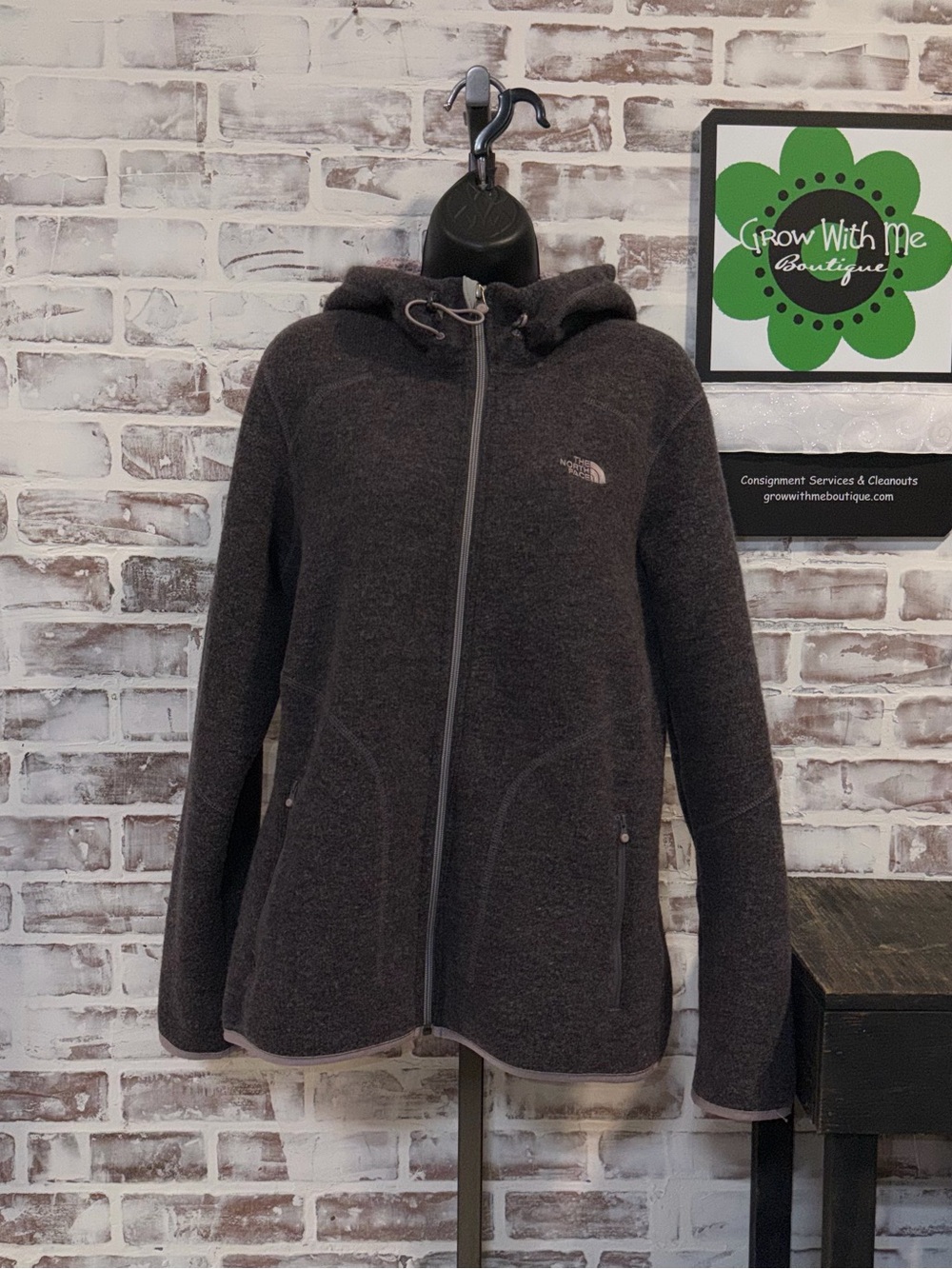 The North Face Women's Charcoal Gray Full-Zip Hooded Jacket